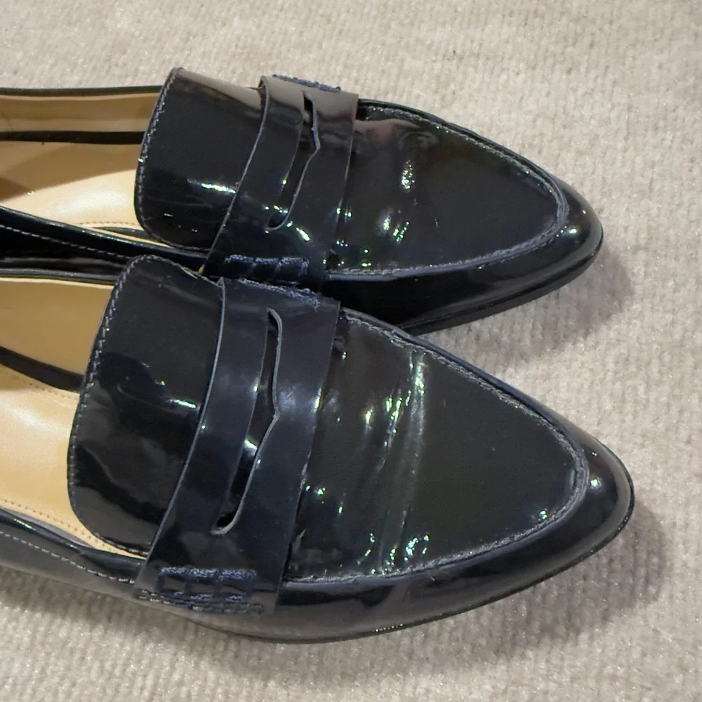MICHAEL KORS Connor Womens Size 8 Navy Blue Patent Leather Penny Loafers